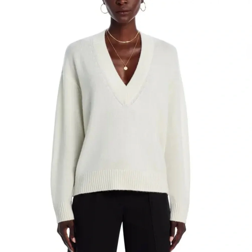 Aqua Cream V-Neck Sweater - Picture 2 of 8